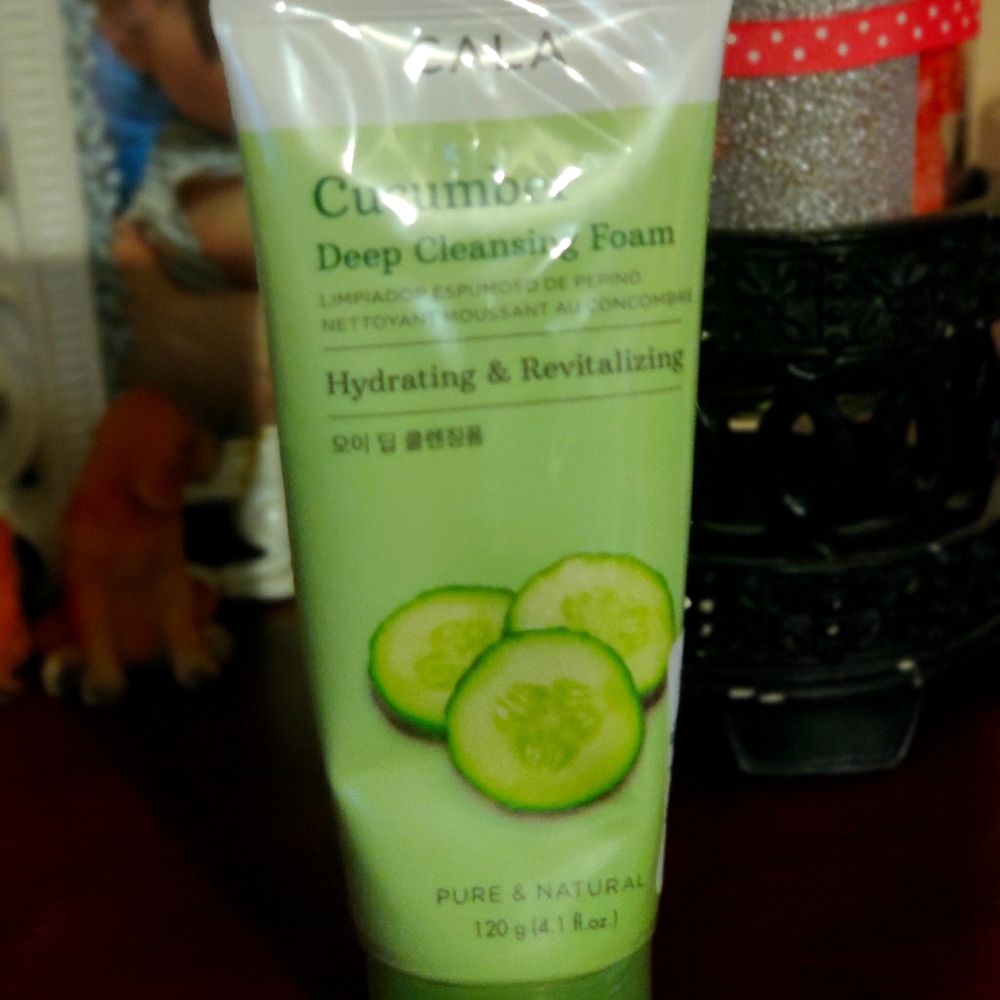 Cucumber deep cleanser foam